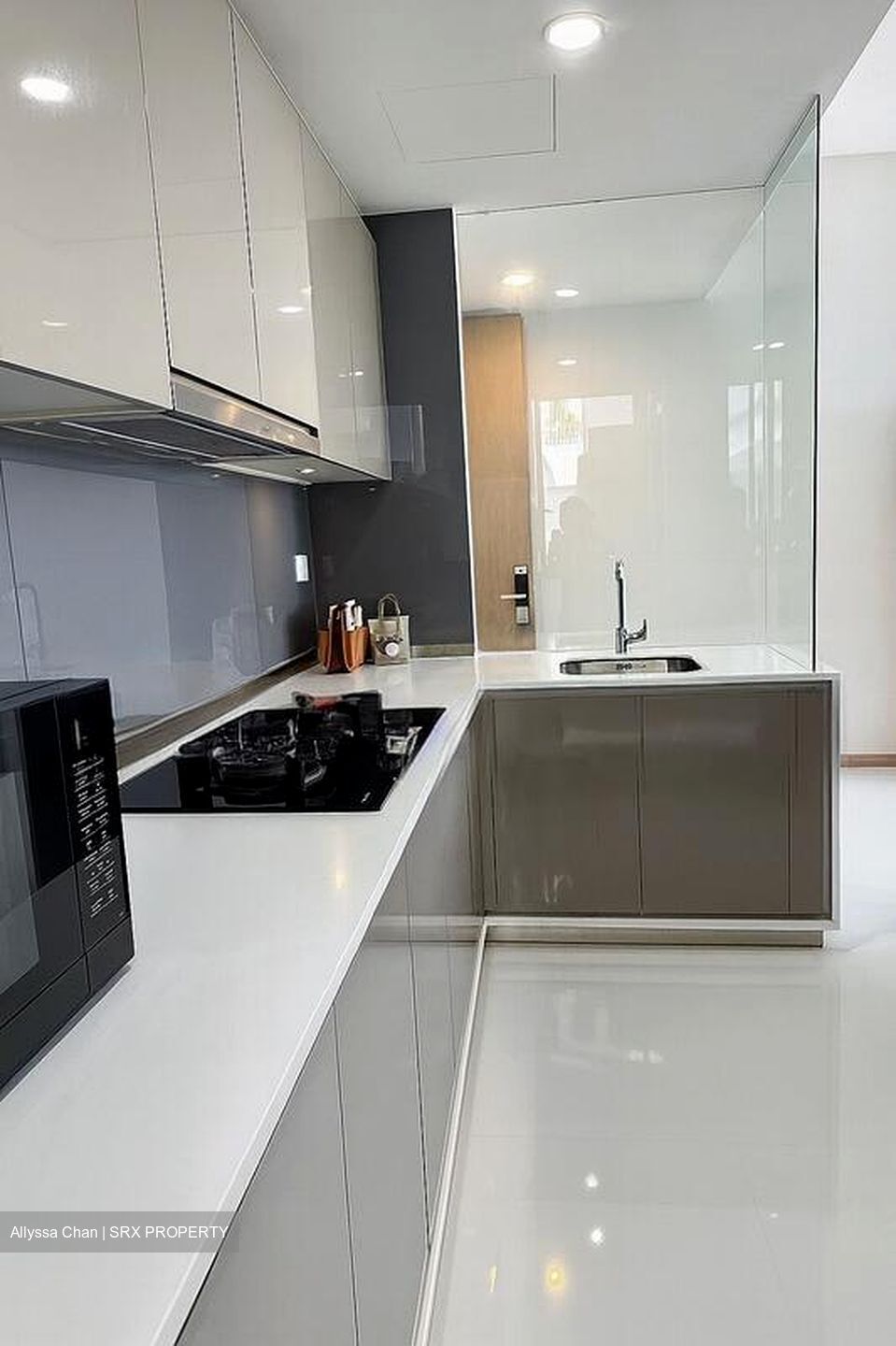 J Gateway (D22), Condominium #509664161